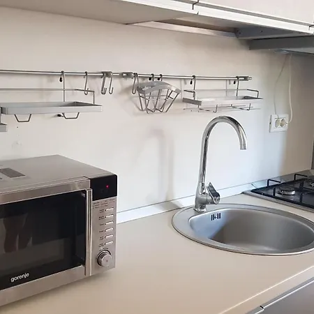 Deea Apartment *