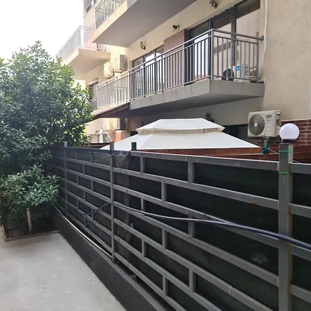 Deea Нэводари