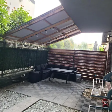 Deea Нэводари