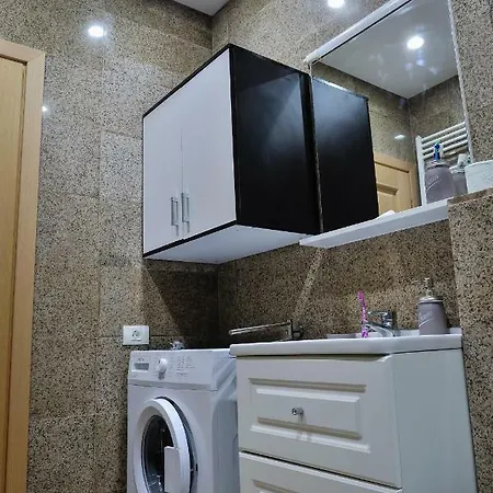Deea Apartment *